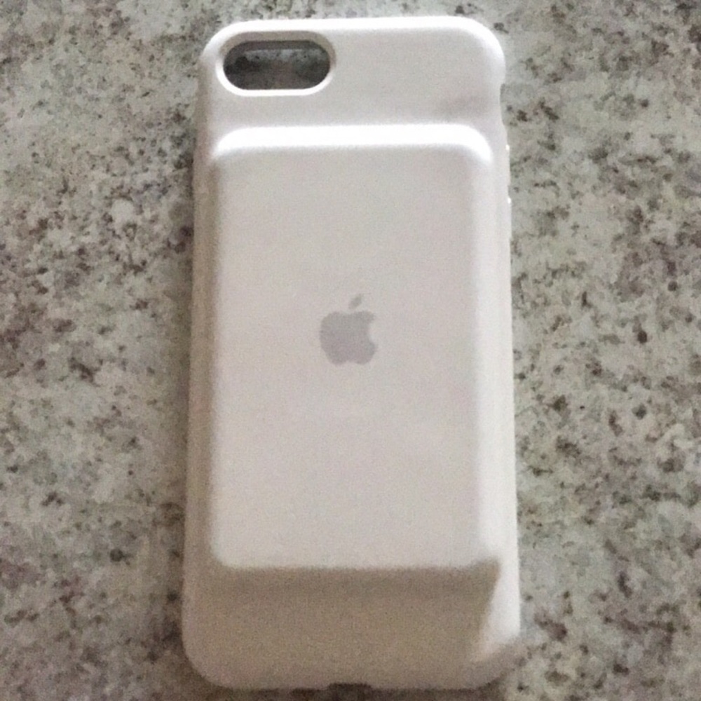 iPhone battery case
